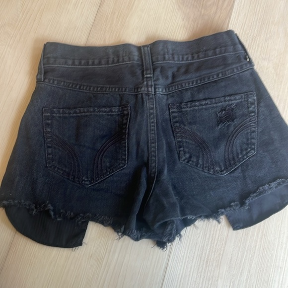 Hollister ripped high rise short shorts - Picture 6 of 10